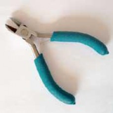 Cutting pliers