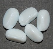 Glasperle kleiner Kieselstein 12 x 17mm