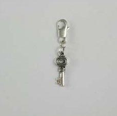 Charm-Schlüssel in Metalloptik