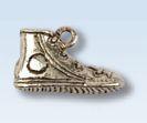 Charm basketball shoe